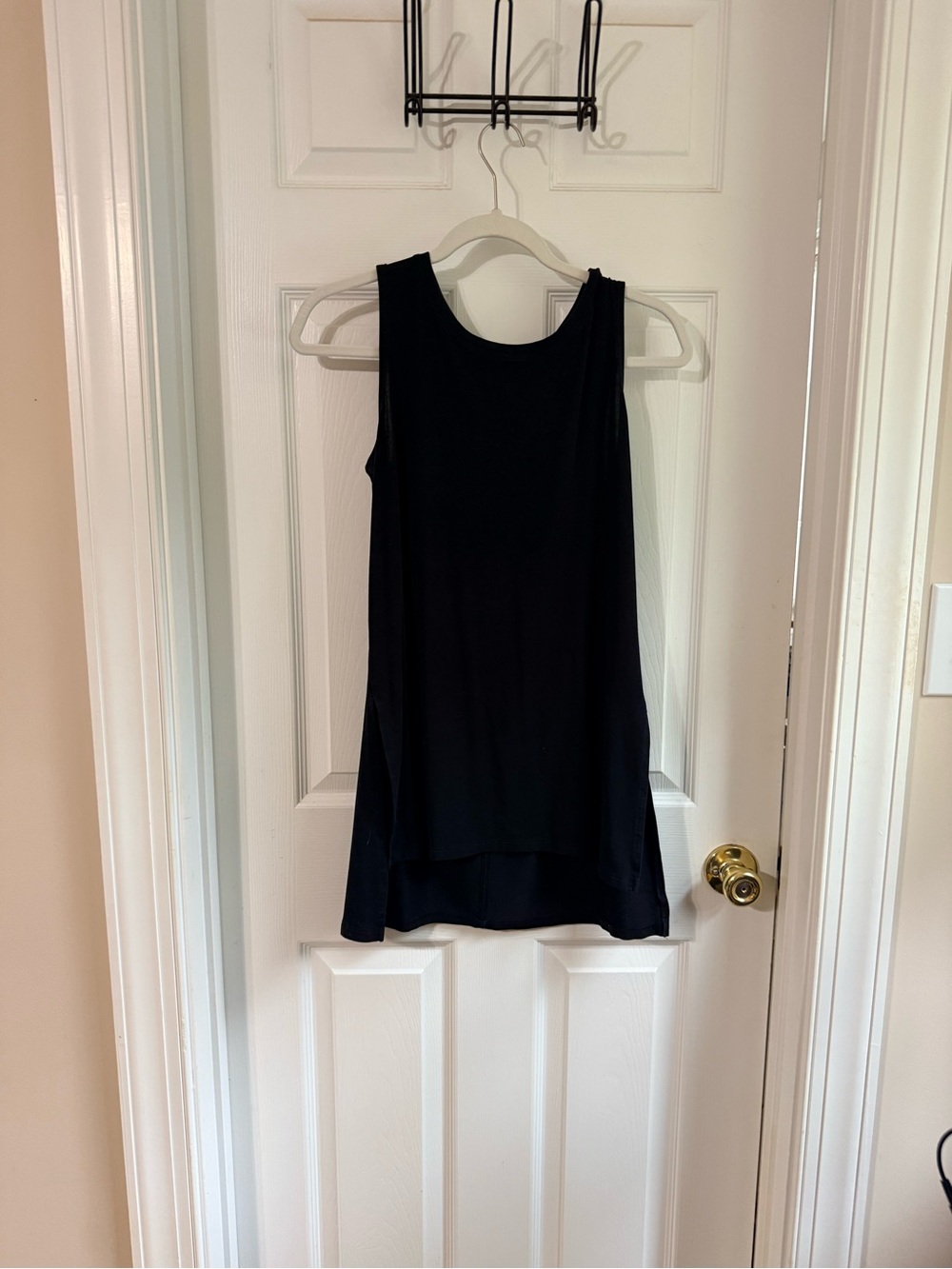 NWOT Athleta Black Sleeveless Tunic Tank